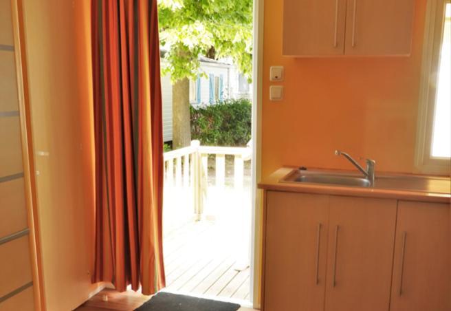 Camping Les Avignon - La Laune Villeneuve-lès-Avignon Szoba fotó